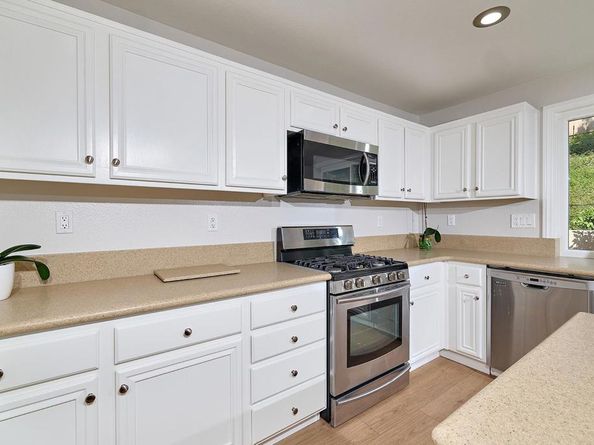 339 La Purisma Way, Oceanside CA 92057