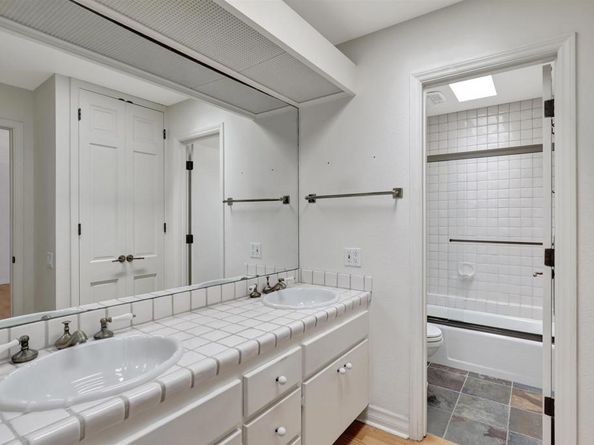 100 S Coast 409, La Jolla CA 92037