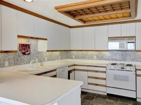 100 S Coast 409, La Jolla CA 92037