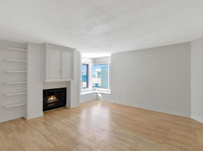 100 S Coast 409, La Jolla CA 92037