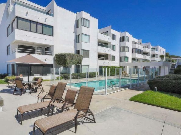 100 S Coast 409, La Jolla CA 92037