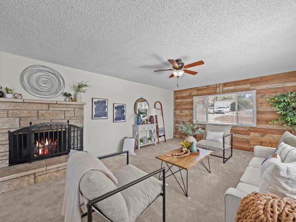 1280 Forest Avenue, Carlsbad CA 92008