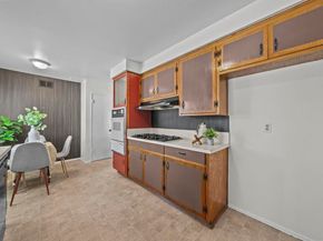 1280 Forest Avenue, Carlsbad CA 92008