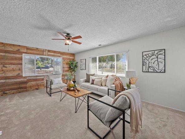 1280 Forest Avenue, Carlsbad CA 92008