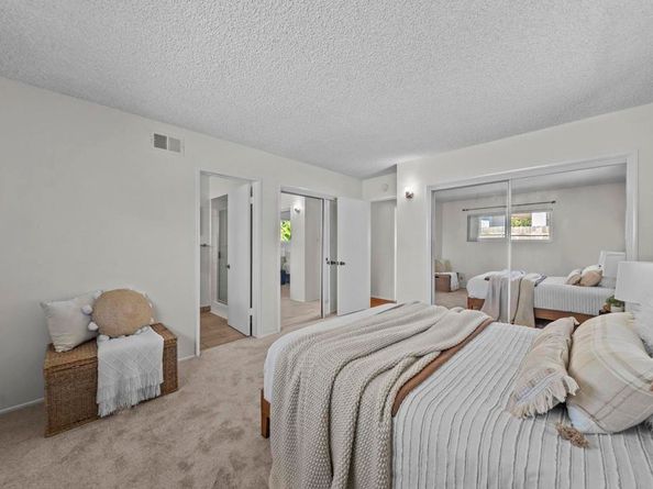 1280 Forest Avenue, Carlsbad CA 92008
