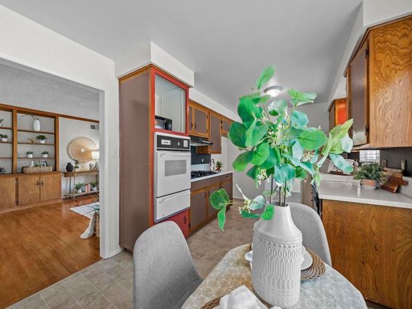 1280 Forest Avenue, Carlsbad CA 92008