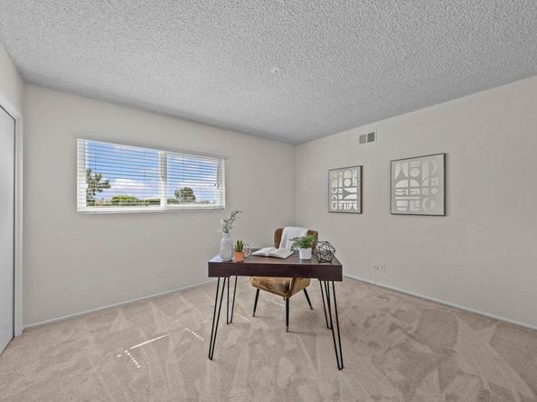 1280 Forest Avenue, Carlsbad CA 92008