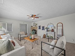 1280 Forest Avenue, Carlsbad CA 92008