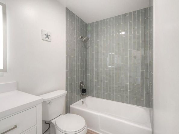4705 Marina 10, Carlsbad CA 92008