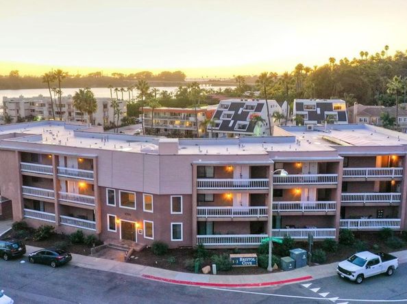 4705 Marina 10, Carlsbad CA 92008