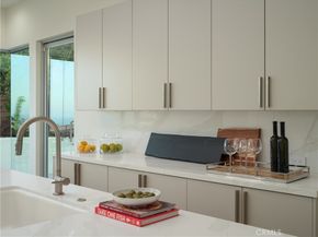 468 Ashton Drive, Laguna Beach CA 92651