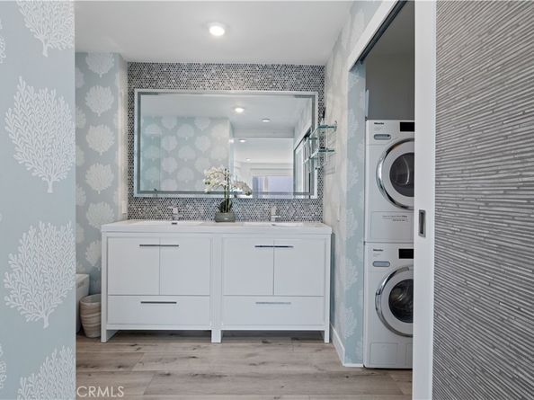 3121 W Coast 5D, Newport Beach CA 92663