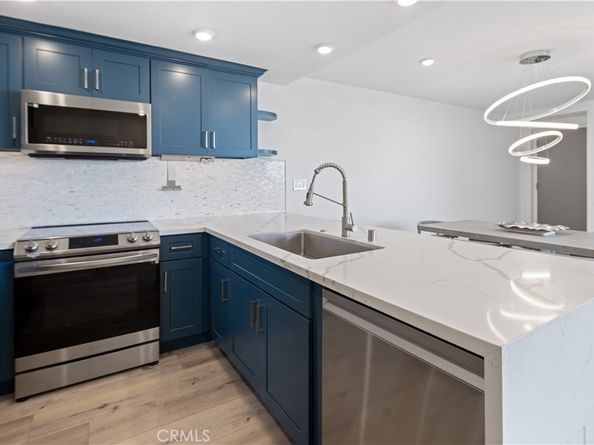 3121 W Coast 5D, Newport Beach CA 92663