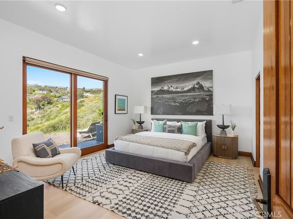 2516 Temple Hills Drive, Laguna Beach CA 92651