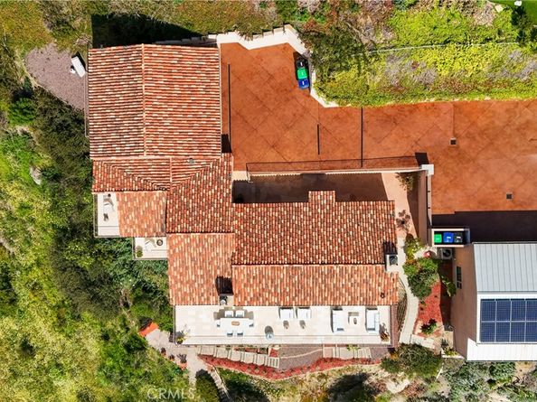 2516 Temple Hills Drive, Laguna Beach CA 92651