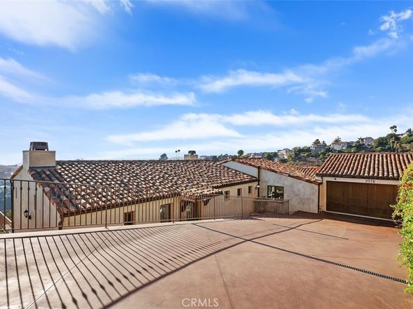 2516 Temple Hills Drive, Laguna Beach CA 92651