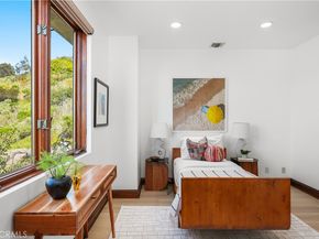 2516 Temple Hills Drive, Laguna Beach CA 92651