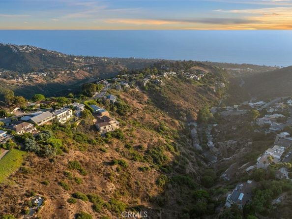 2516 Temple Hills Drive, Laguna Beach CA 92651