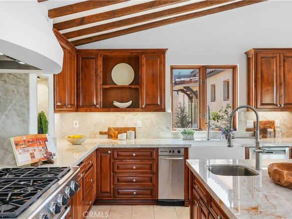 2516 Temple Hills Drive, Laguna Beach CA 92651