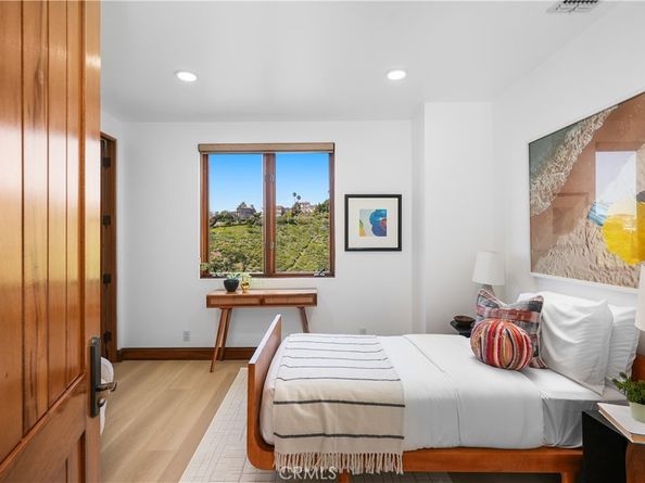 2516 Temple Hills Drive, Laguna Beach CA 92651