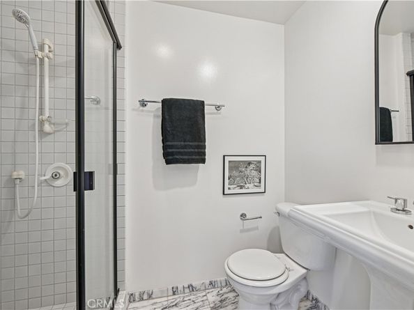 6 Voyage Street 204, Marina Del Rey CA 90292