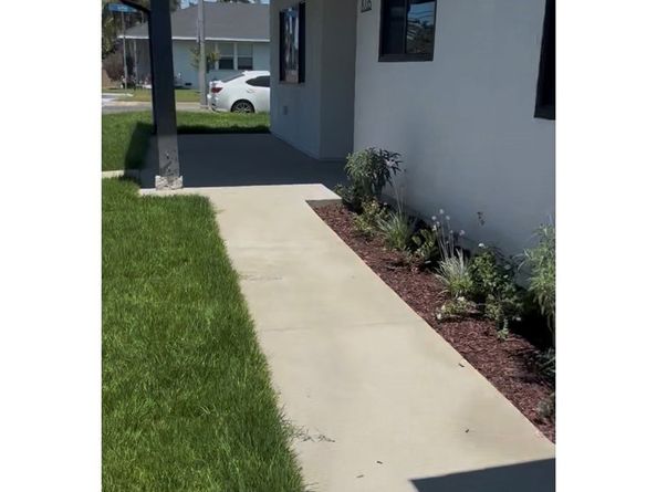 8235 Alameda St, Downey CA 90242