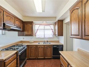 1123 W 213th, Torrance CA 90502