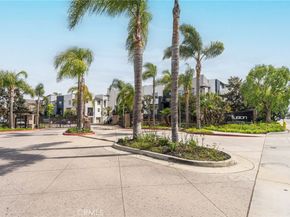 5401 W 149th Place 13, Hawthorne CA 90250