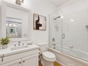 5401 W 149th Place 13, Hawthorne CA 90250
