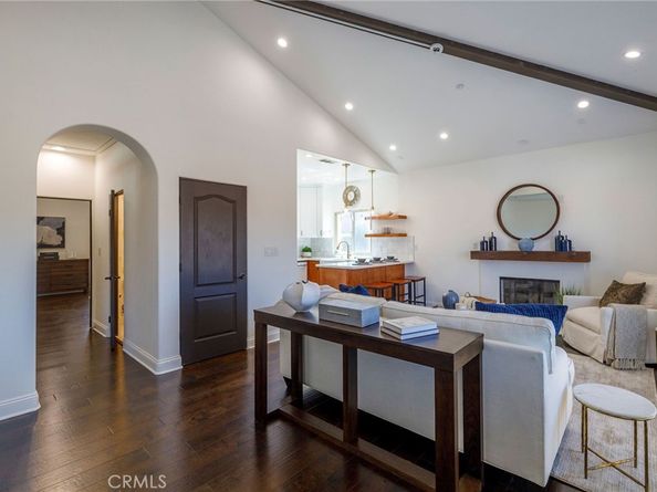 202 N Irena Avenue B, Redondo Beach CA 90277