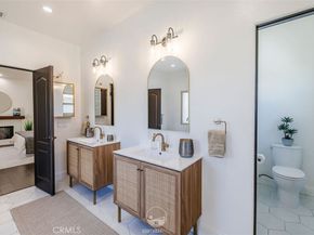 202 N Irena Avenue B, Redondo Beach CA 90277