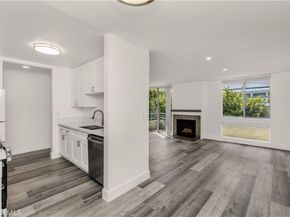 1749 S Bentley Ave, Los Angeles CA 90025