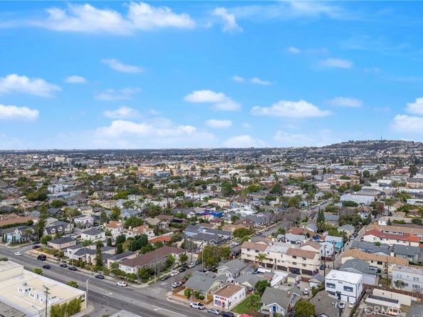 2703 7th Street, Long Beach CA 90804