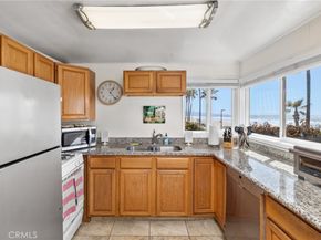 4210 The Strand, Manhattan Beach CA 90266