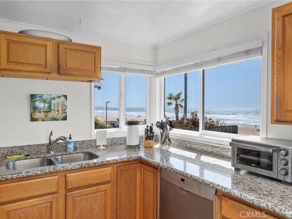 4210 The Strand, Manhattan Beach CA 90266
