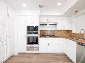 10556 Hillview, Chatsworth CA 91311