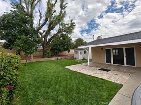 10556 Hillview, Chatsworth CA 91311
