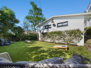 3212 N Poinsettia Avenue, Manhattan Beach CA 90266