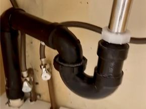 1560 E 66th Street, Los Angeles CA 90001