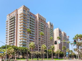 388 E Ocean Boulevard