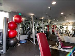 21301 Erwin Street 237, Woodland Hills CA 91367