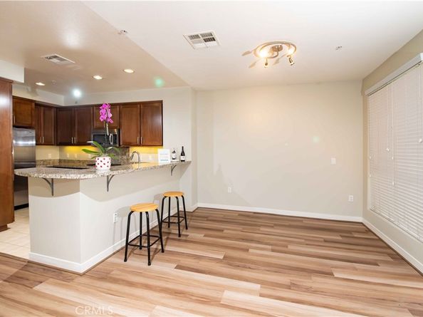 21301 Erwin Street 237, Woodland Hills CA 91367