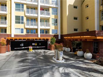 21301 Erwin Street