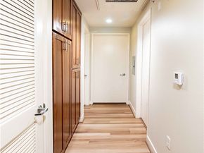 21301 Erwin Street 237, Woodland Hills CA 91367