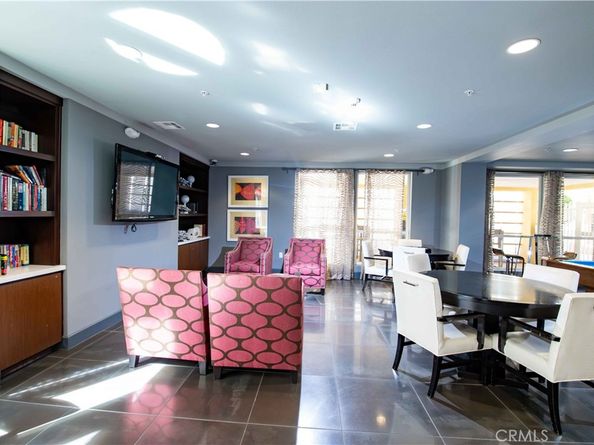 21301 Erwin Street 237, Woodland Hills CA 91367