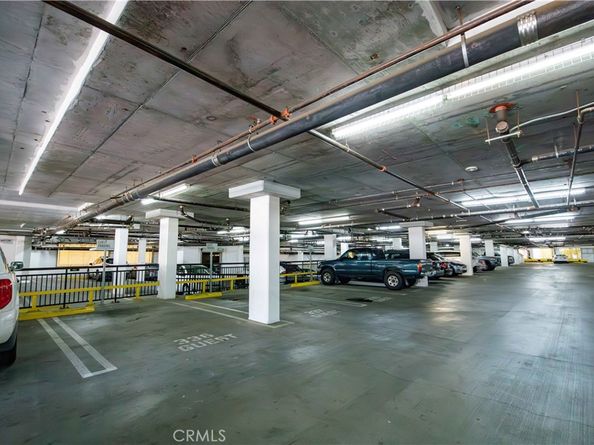 21301 Erwin Street 237, Woodland Hills CA 91367