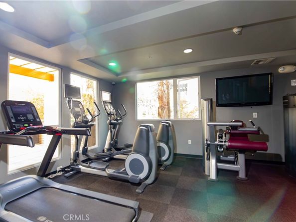 21301 Erwin Street 237, Woodland Hills CA 91367