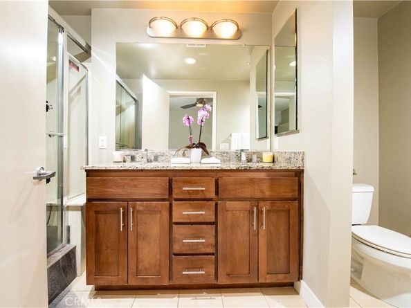 21301 Erwin Street 237, Woodland Hills CA 91367