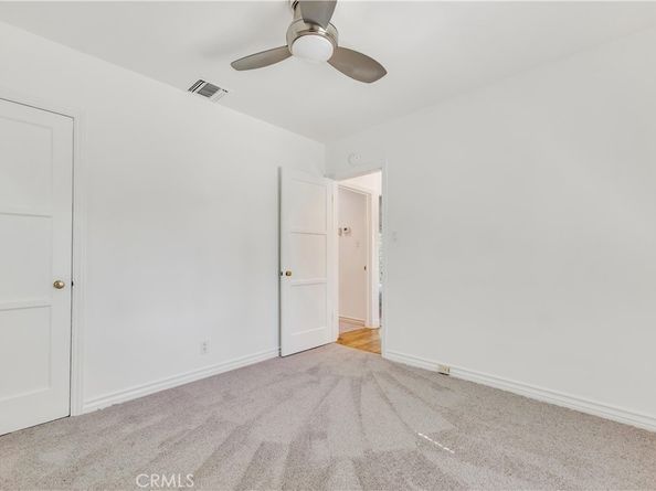5511 Noble Avenue, Sherman Oaks CA 91411