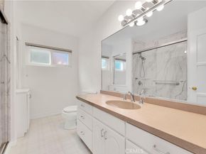 5511 Noble Avenue, Sherman Oaks CA 91411